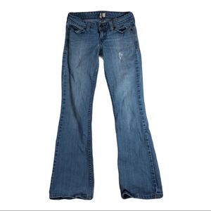 Levi's vintage 📌size 3s/c light wash jeans bootcut Nice & worn in, lots of wear